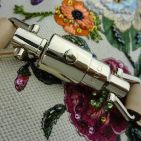 ๐ Gucci Jackie Floral Hobo bag ๐ - Picture 4 of 16